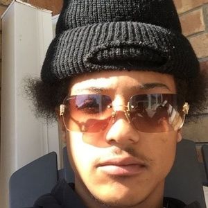 Meet your Posher, Noah